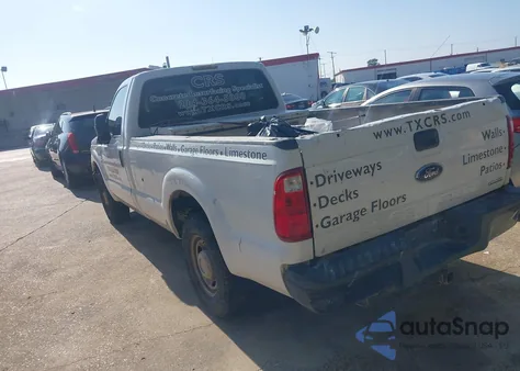 2015 Ford F-250 Xl z USA, uszkodzony, nr VIN 1FTBF2A62FEA99440